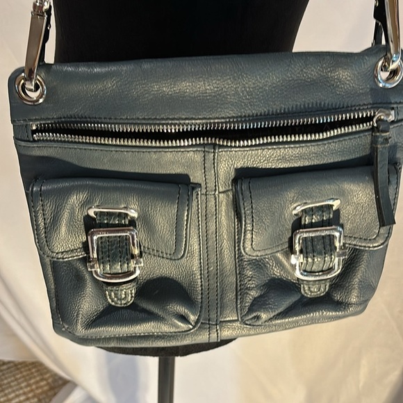 Etienne Aigner Genuine Leather Shoulder bag in Dark Teal. - Picture 2 of 11
